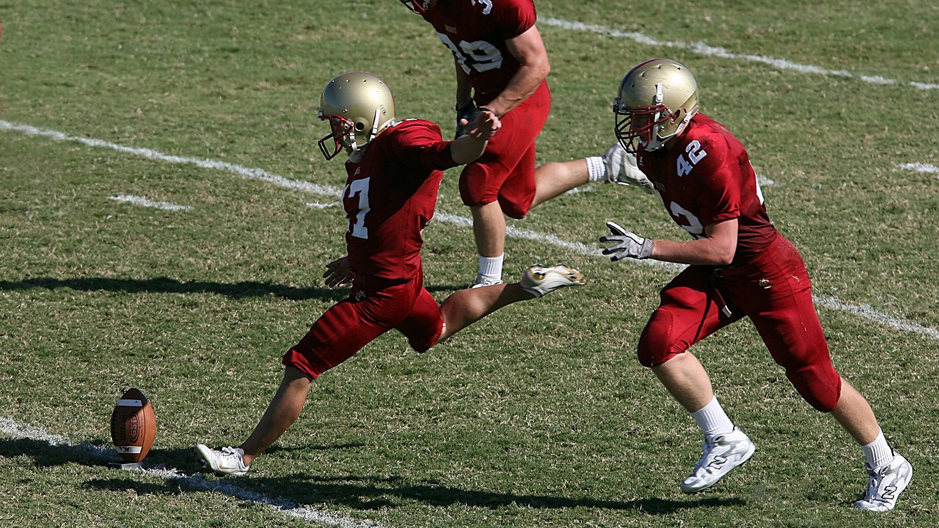 开云官网-世界排名争夺战之夜，克瓦拉茨赫利亚如何用节奏改写足球语法