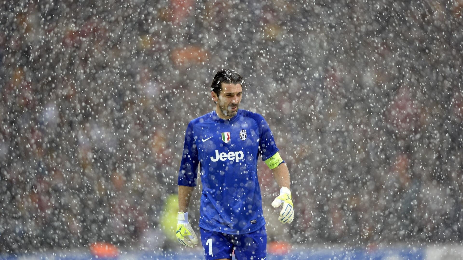 开云下载-穆勒爆发，卡塔尔横扫比利亚雷亚尔，当足球成为地缘政治的绿茵场  第2张